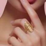 ⁦خاتم ذهب عيار 21 الوزن 2.08 جرام⁩ - الصورة ⁦2⁩