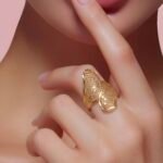 ⁦خاتم ذهب عيار 21 الوزن 2.29 جرام⁩ - الصورة ⁦2⁩