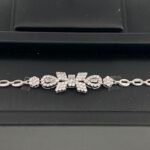 ⁦طقم ابيض ذهب عيار 18 الوزن 23.05 جرام⁩ - الصورة ⁦5⁩