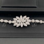 ⁦طقم ابيض ذهب عيار 18 الوزن 26.98 جرام⁩ - الصورة ⁦3⁩