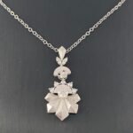 ⁦نصف طقم ابيض ذهب عيار 18 الوزن 5.67 جرام⁩ - الصورة ⁦5⁩