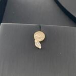 ⁦طقم ذهب عيار 18 الوزن 6.99 جرام⁩ - الصورة ⁦2⁩