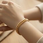 اسواره ذهب عيار 21 الوزن 12.24 جرام