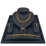 طقم ذهب عيار 21 الوزن 27.08 جرام