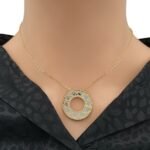 عقد ديور ذهب عيار 18 الوزن 3.86 جرام