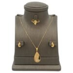 نصف طقم ذهب عيار 21 الوزن 3.87 جرام