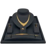 طقم ذهب عيار 21 الوزن 25.41 جرام