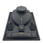 طقم ذهب عيار 21 الوزن 10.40 جرام