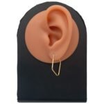 ⁦حلق ذهب عيار 18 الوزن 0.70 جرام⁩ - الصورة ⁦2⁩