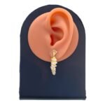 ⁦حلق ذهب عيار 18 الوزن 3.94 جرام⁩ - الصورة ⁦2⁩