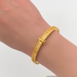 ⁦اسواره ذهب عيار 21 الوزن 10.36 جرام⁩ - الصورة ⁦2⁩