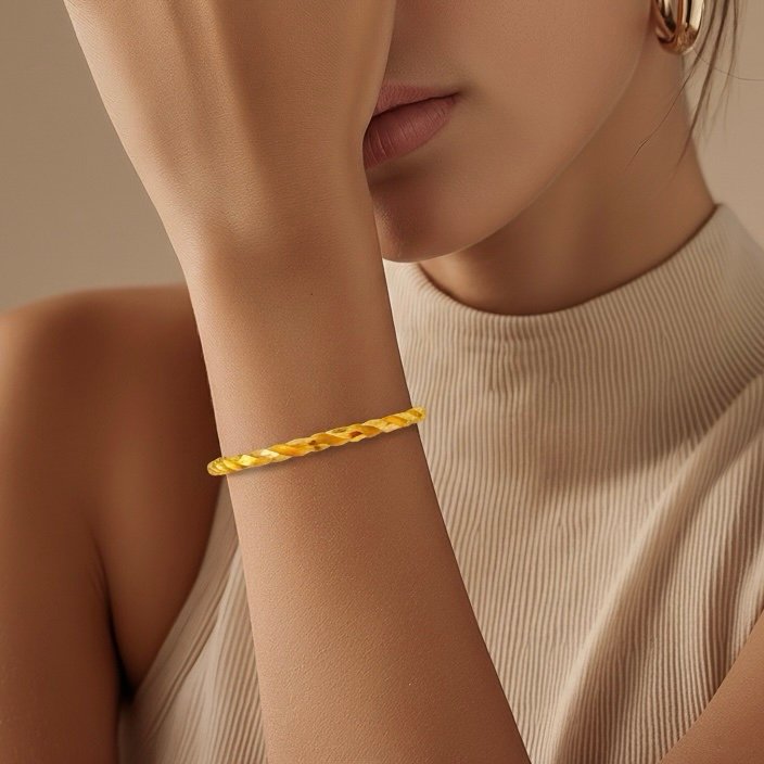 img_3436 غويشة ذهب عيار 21 الوزن 5.28 جرام - الصورة 1