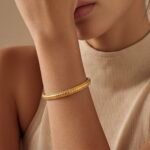 غويشة ذهب عيار 21 الوزن 6.75 جرام