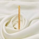 ⁦غويشة ذهب عيار 21 وزن 5.60 جرام لمسة فاخرة⁩ - الصورة ⁦2⁩