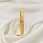 ⁦غويشة ذهب عيار 21 الوزن 5.41 جرام⁩ - الصورة ⁦2⁩