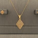 ⁦نصف طقم ذهب عيار 21 وزن 2.98 جرام بإطلالة راقية⁩ - الصورة ⁦3⁩
