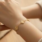 أسواره ذهب عيار 21 الوزن 1.06 جرام