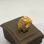 ⁦خاتم ذهب عيار 21 الوزن 1.50 جرام⁩ - الصورة ⁦3⁩