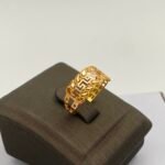 ⁦خاتم ذهب عيار 21 الوزن 1.15 جرام⁩ - الصورة ⁦3⁩