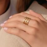 ⁦خاتم ذهب عيار 21 الوزن 1.68 جرام⁩ - الصورة ⁦2⁩