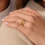 خاتم ذهب عيار 21 وزن 1.33 جرام تصميم بسيط يعكس أناقة استثنائية