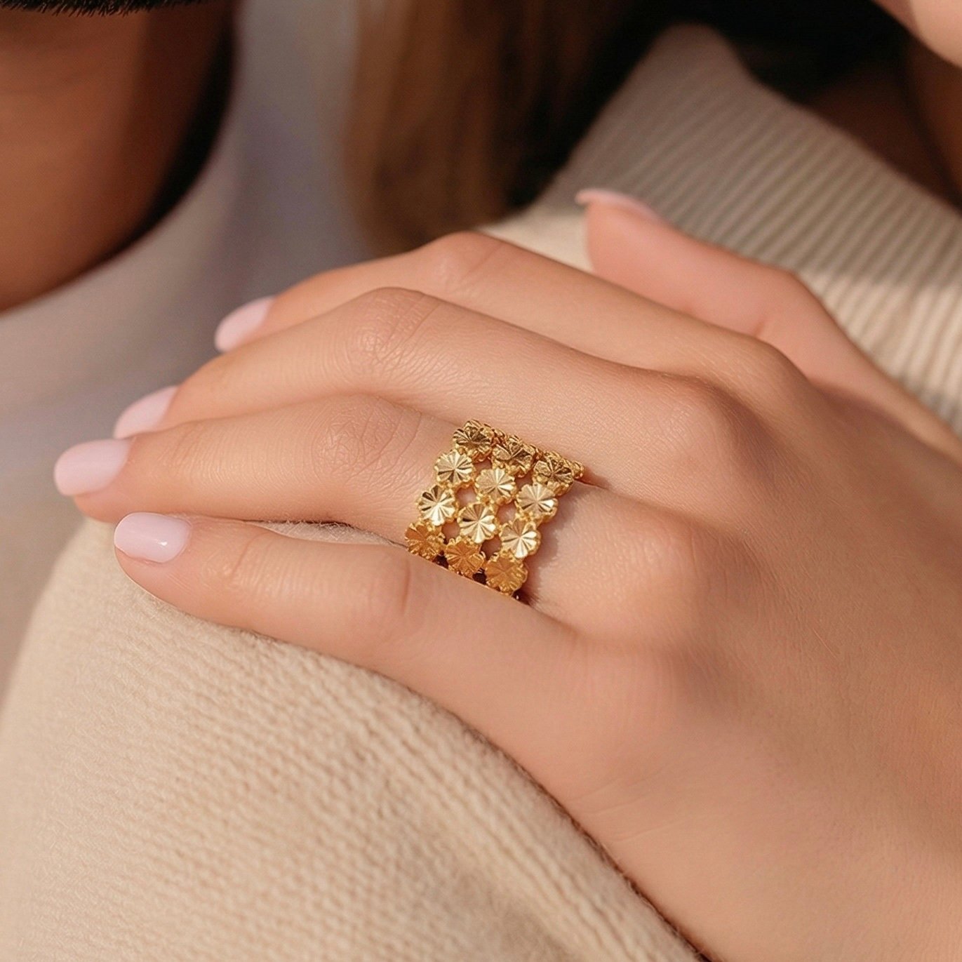 img_5984 مرامي ذهب عيار 21 الوزن 2.79 جرام - الصورة 1