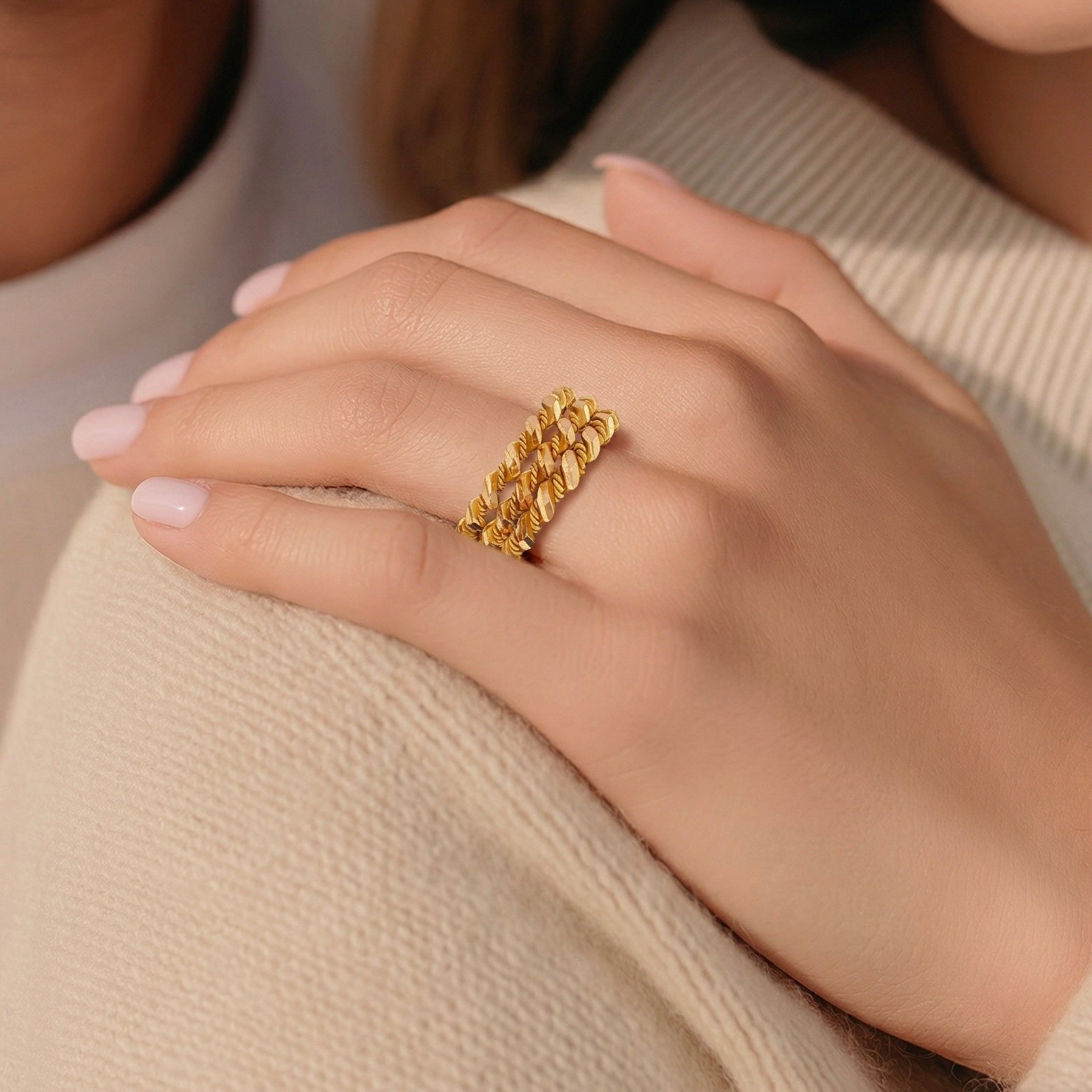 img_6055 مرامي ذهب عيار 21 الوزن 6.37 جرام - الصورة 1