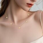 عقد ذهب عيار 18 الوزن 1.28 جرام