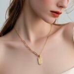 عقد ذهب عيار 18 الوزن 0.90 جرام