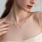 عقد ذهب عيار 18 وزن 0.96 جرام تصميم فاخر