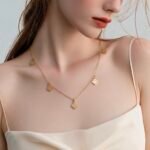 عقد تشوكر ذهب عيار 21 الوزن 0.62 جرام