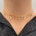 ⁦عقد تشوكر ذهب عيار 21 الوزن 1.39 جرام⁩ - الصورة ⁦2⁩