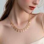 عقد تشوكر ذهب عيار 21 الوزن 1.39 جرام