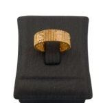 ⁦دبله ذهب عيار 21 الوزن 2.03 جرام⁩ - الصورة ⁦2⁩