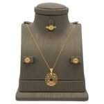 نصف طقم ذهب عيار 21 وزن 3.15 جرام لمسة أنوثة خاصة