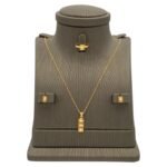 نصف طقم ذهب عيار 21 الوزن 2.40 جرام