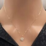 ⁦عقد ذهب عيار18 الوزن 0.45 جرام⁩ - الصورة ⁦2⁩