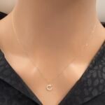 ⁦عقد ذهب عيار 18 الوزن 0.32 جرام⁩ - الصورة ⁦2⁩