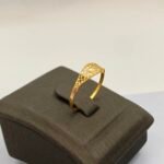 ⁦خاتم ذهب عيار 21 الوزن 0.44 جرام⁩ - الصورة ⁦3⁩