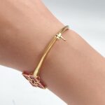 ⁦أسواره ذهب عيار 18 الوزن 9.73 جرام⁩ - الصورة ⁦2⁩